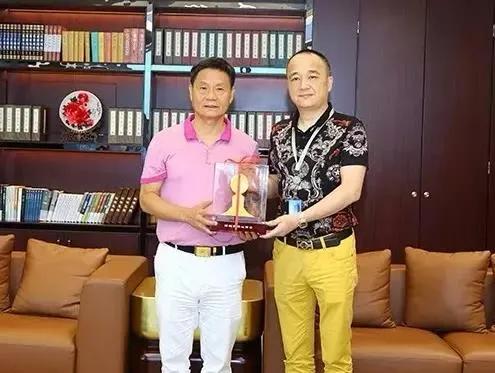 昔日李开复等大咖登门,身家180亿普宁富豪旗下股票或终止上市