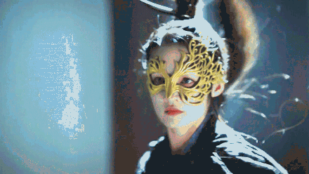 一袭黑衣搭金面具变冷酷侠女,手持长剑帅到炸裂