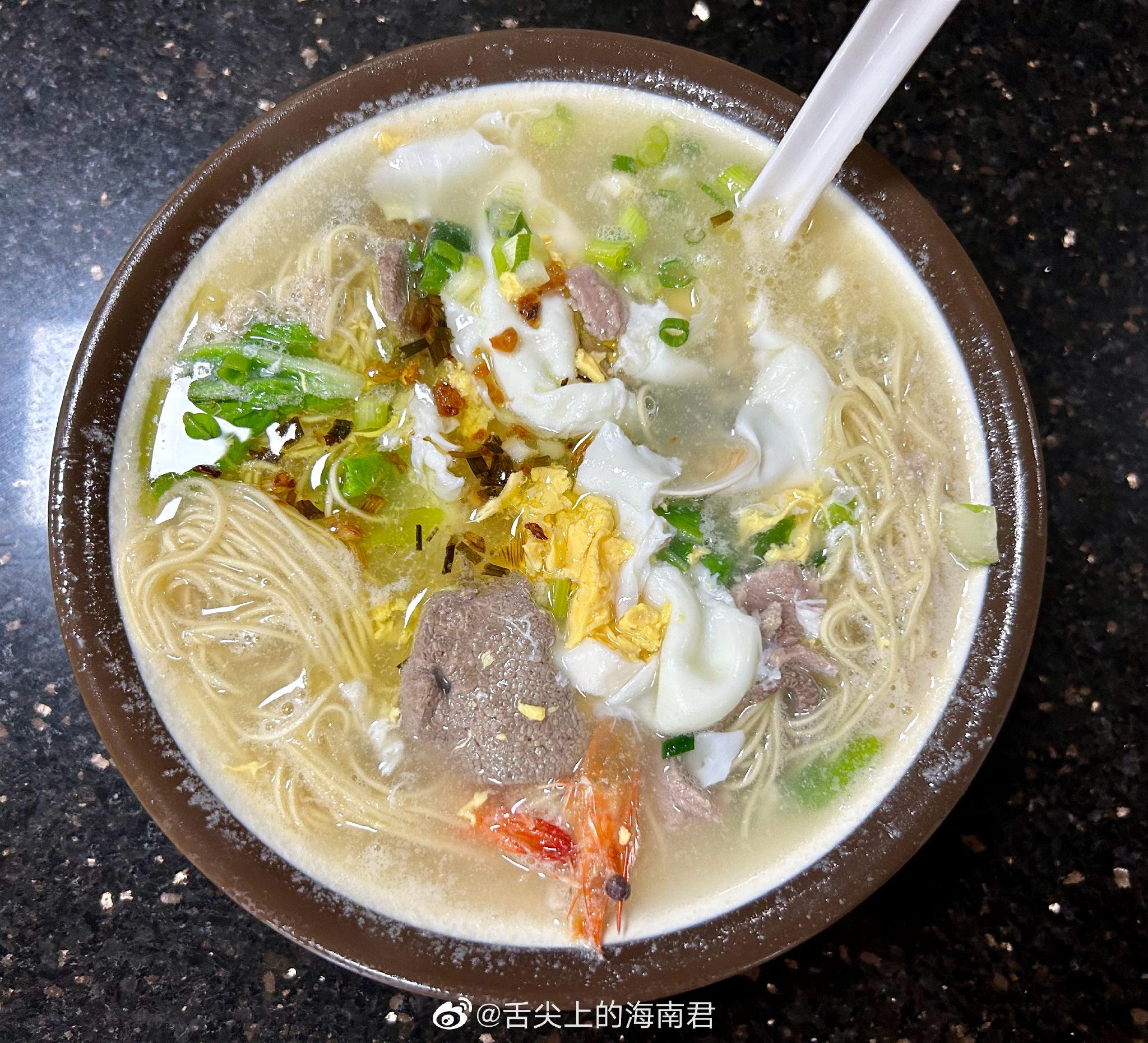 海南人的早餐,伊面汤77蛋,蛋要打散!_高清图集_新浪网