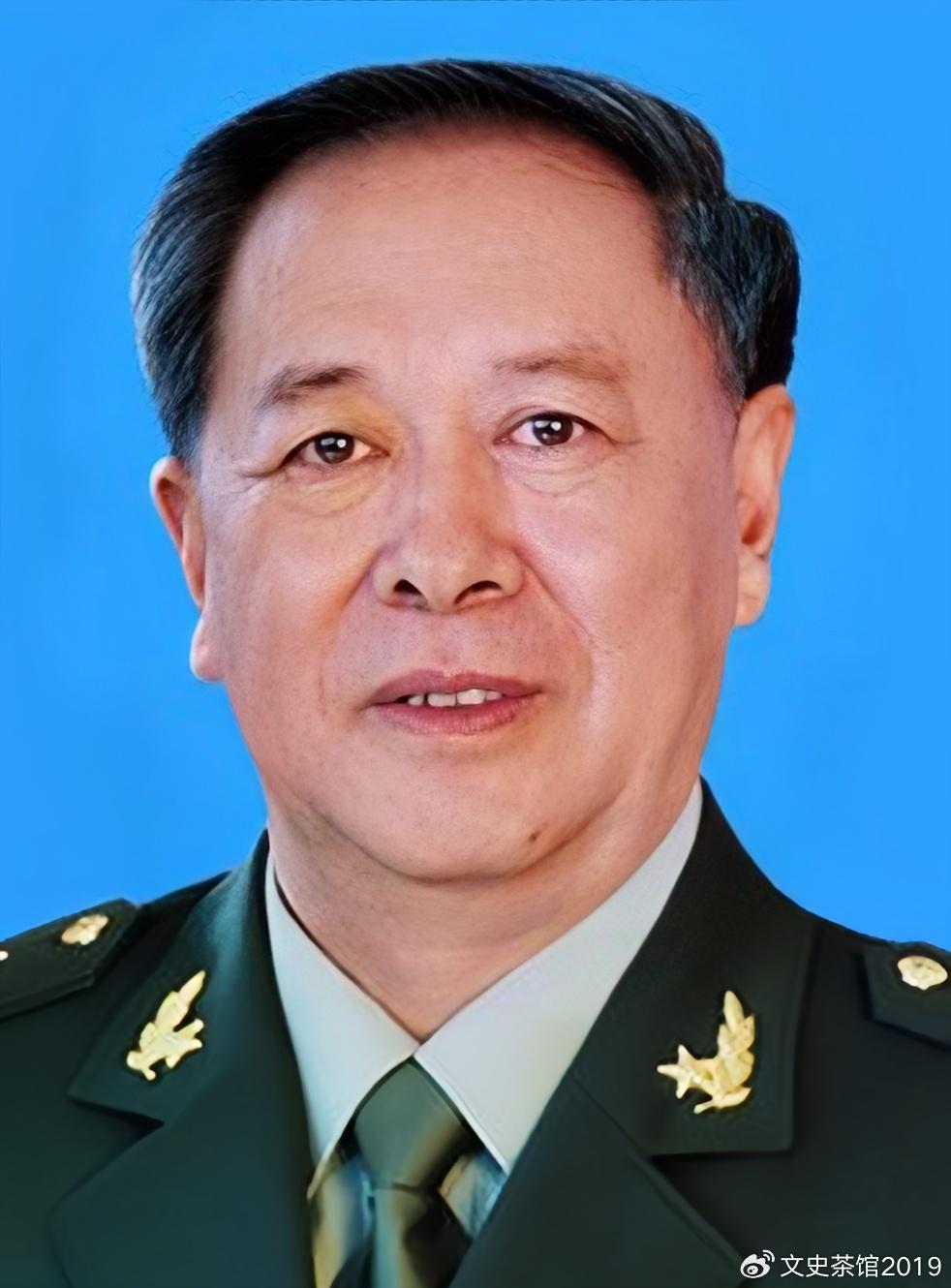 他是资历最老的南京军区司令，后来当了总参谋长_新浪新闻