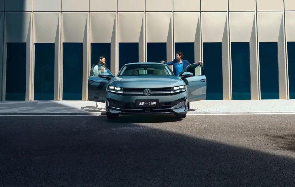 99万起!一汽-大众全新迈腾上市,重构燃油车的"天花板"