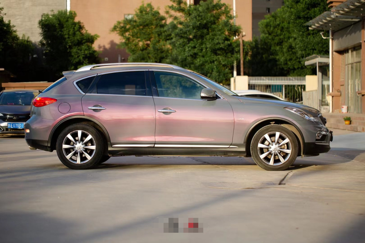 膜呗改色案例英菲尼迪qx50改色星空魅影灰有种特别的感觉