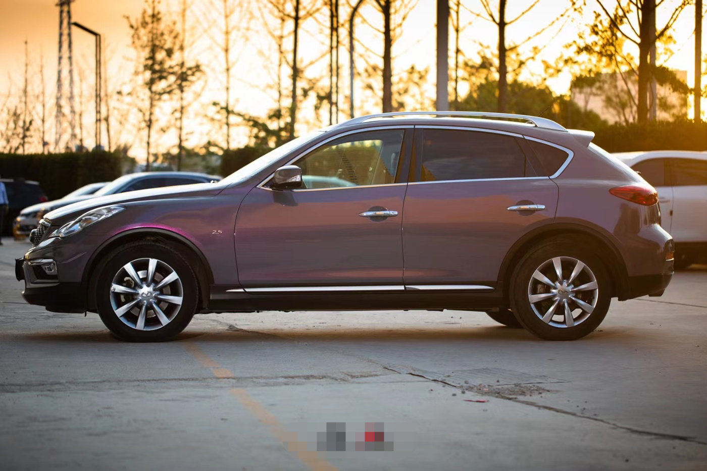 膜呗改色案例英菲尼迪qx50改色星空魅影灰有种特别的感觉