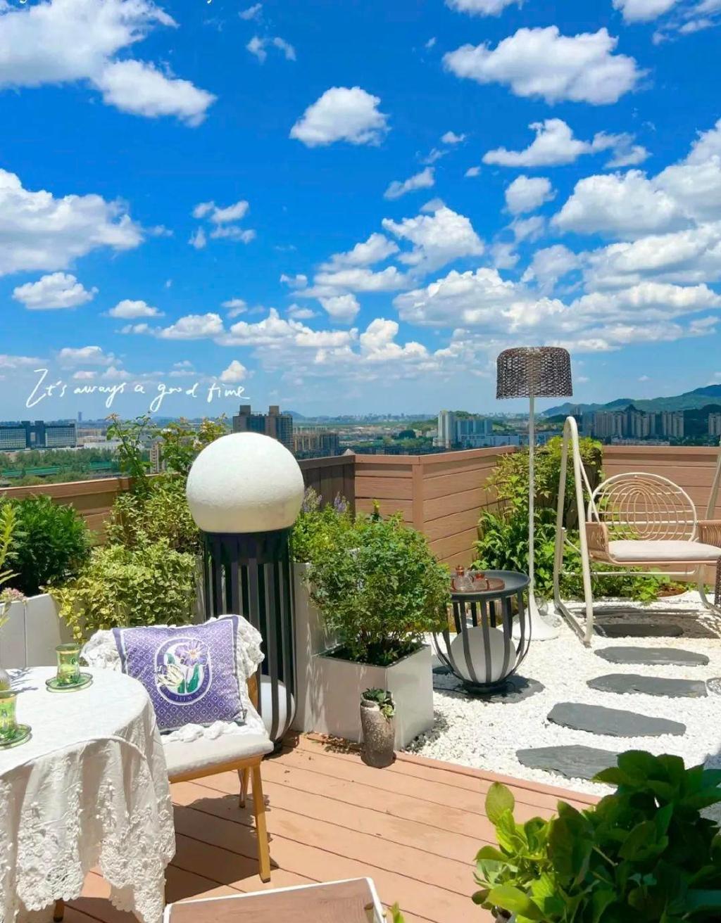 02顶层复式阁楼 露台