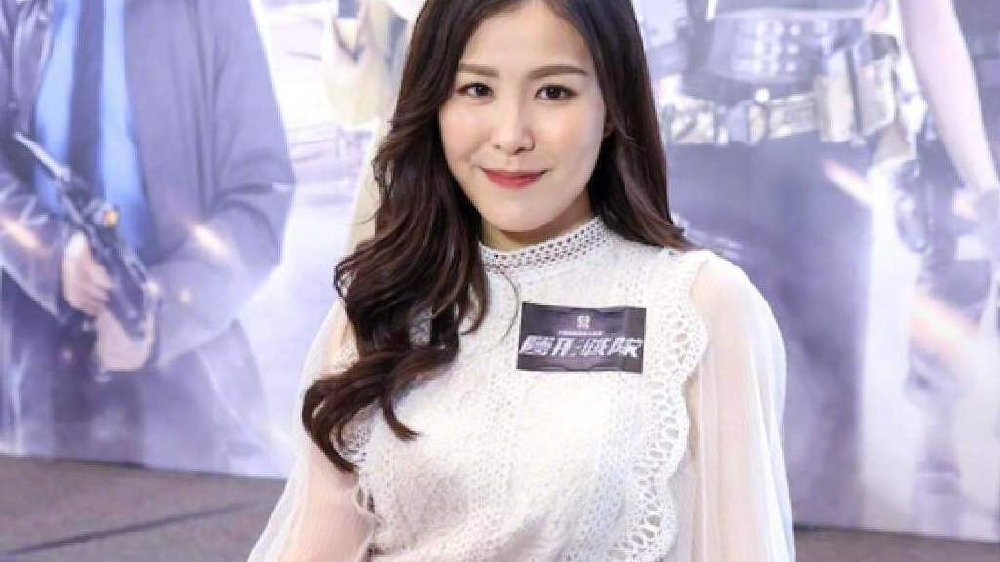 TVB小花刘佩玥获封新一代性感女神，转型做打女直认压力很大|刘佩玥|文伟鸿|隐形战队_新浪新闻