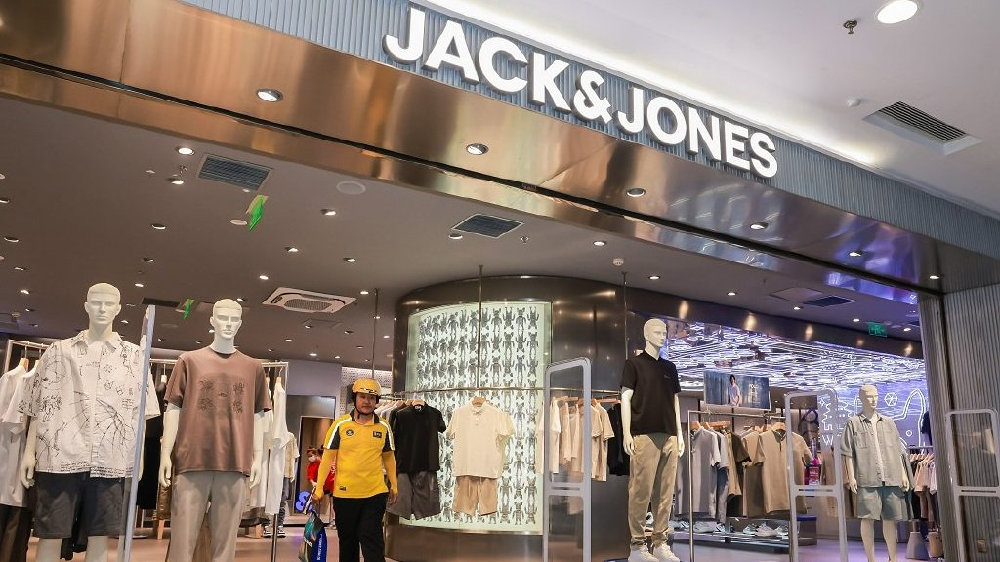 美团闪购与杰克琼斯、ONLY达成合作 全国200余城超1400家门店已上线|杰克琼斯|美团|闪购|门店|零售_新浪新闻