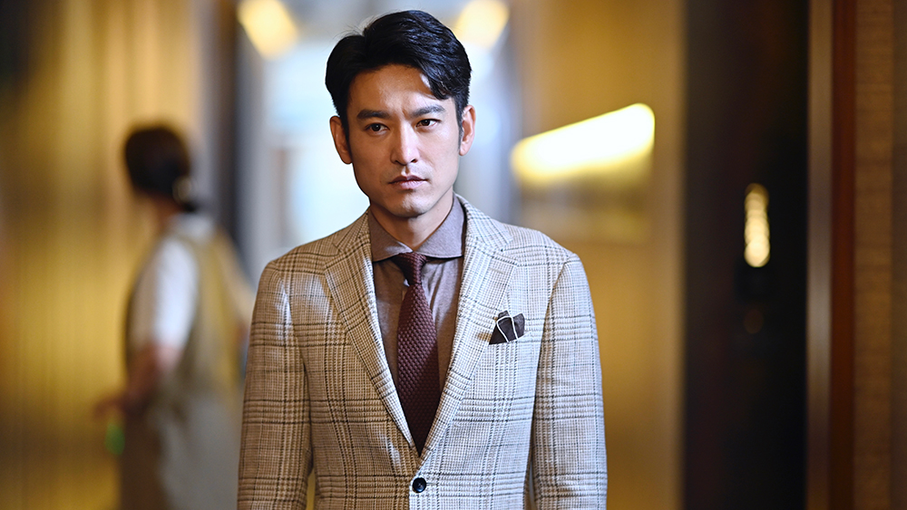 袁文康角色有缺点才有美感