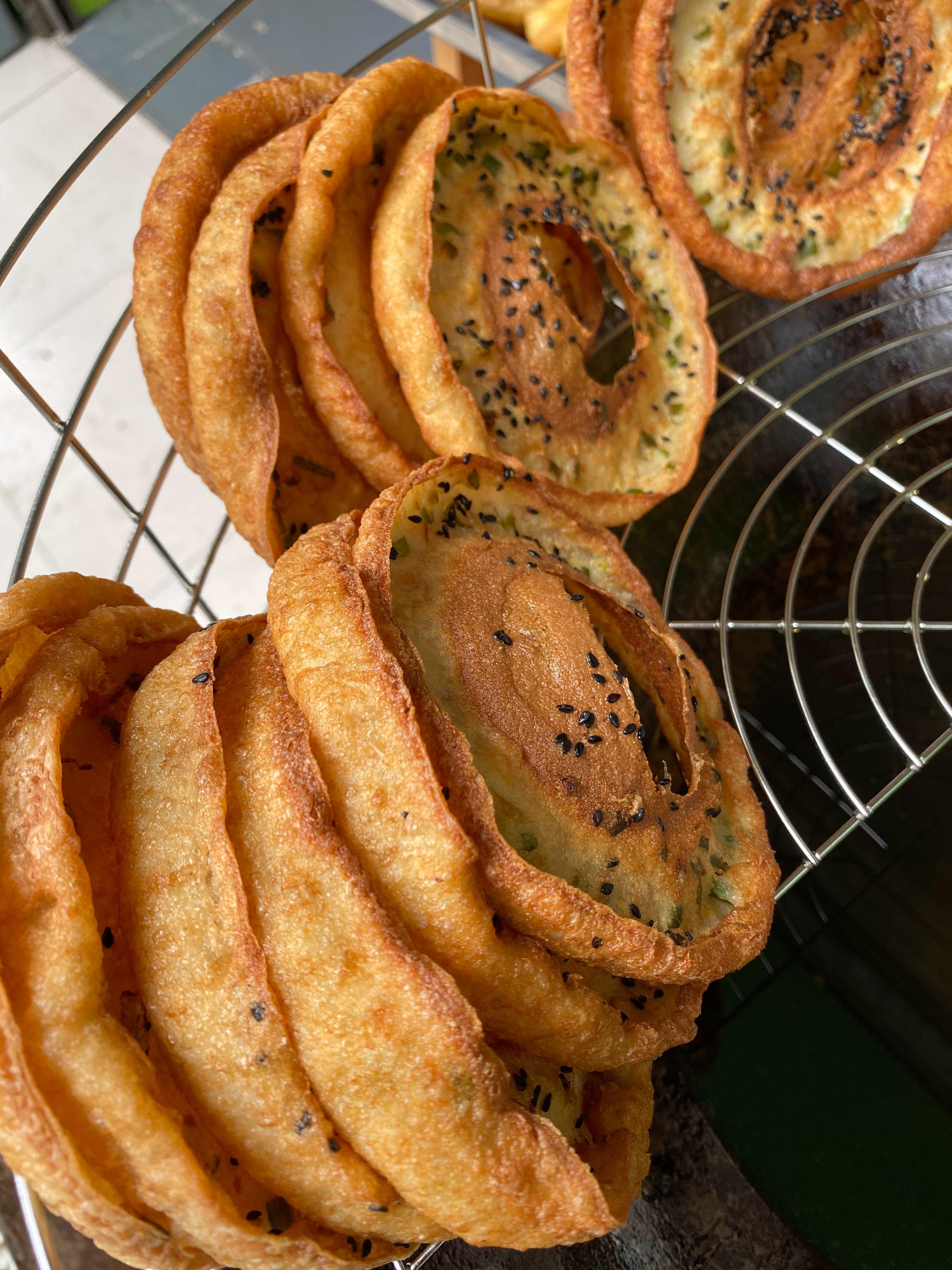 在武汉过早(吃早饭)是一件很享受的事情,很多武汉人说过