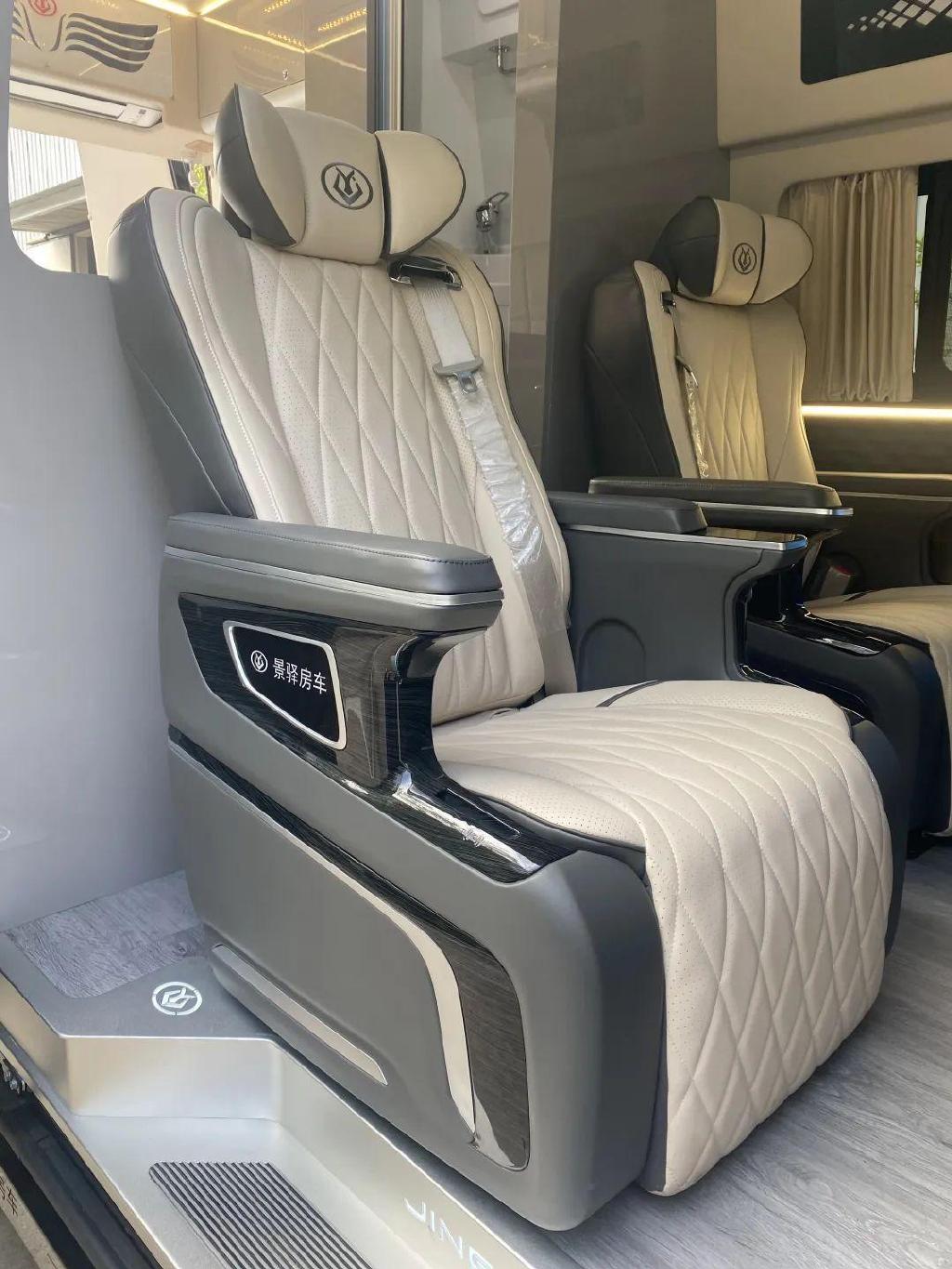 景驿福特v348尊享版房车豪华内饰配置高级质感享受商旅兼备