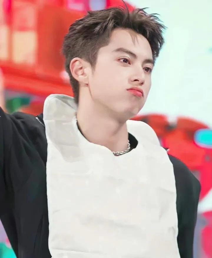 看脸是奶油小生，看身材反差太大，只有这七位男明星真的做到了休闲区蓝鸢梦想 - Www.slyday.coM