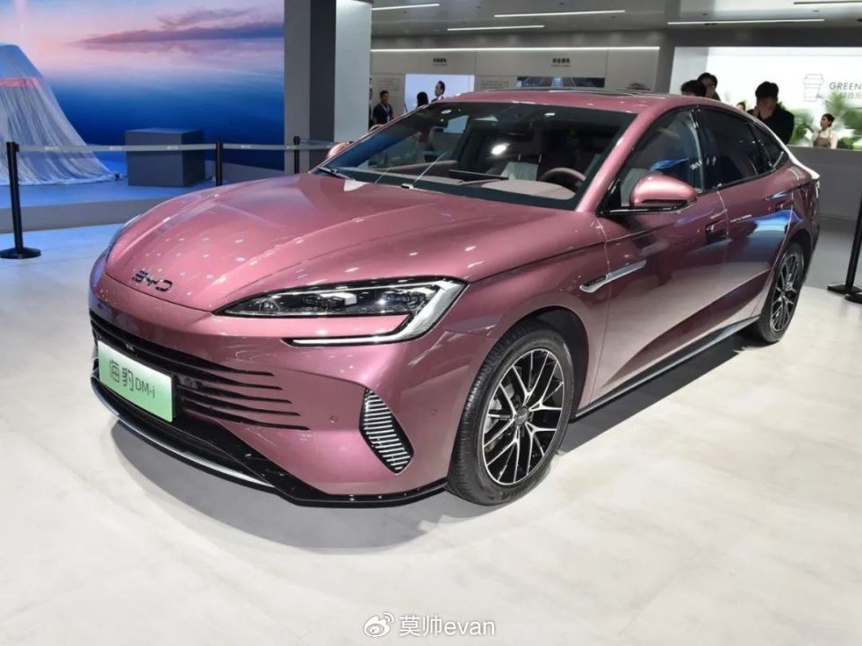 2023成都车展比亚迪海豹dmi