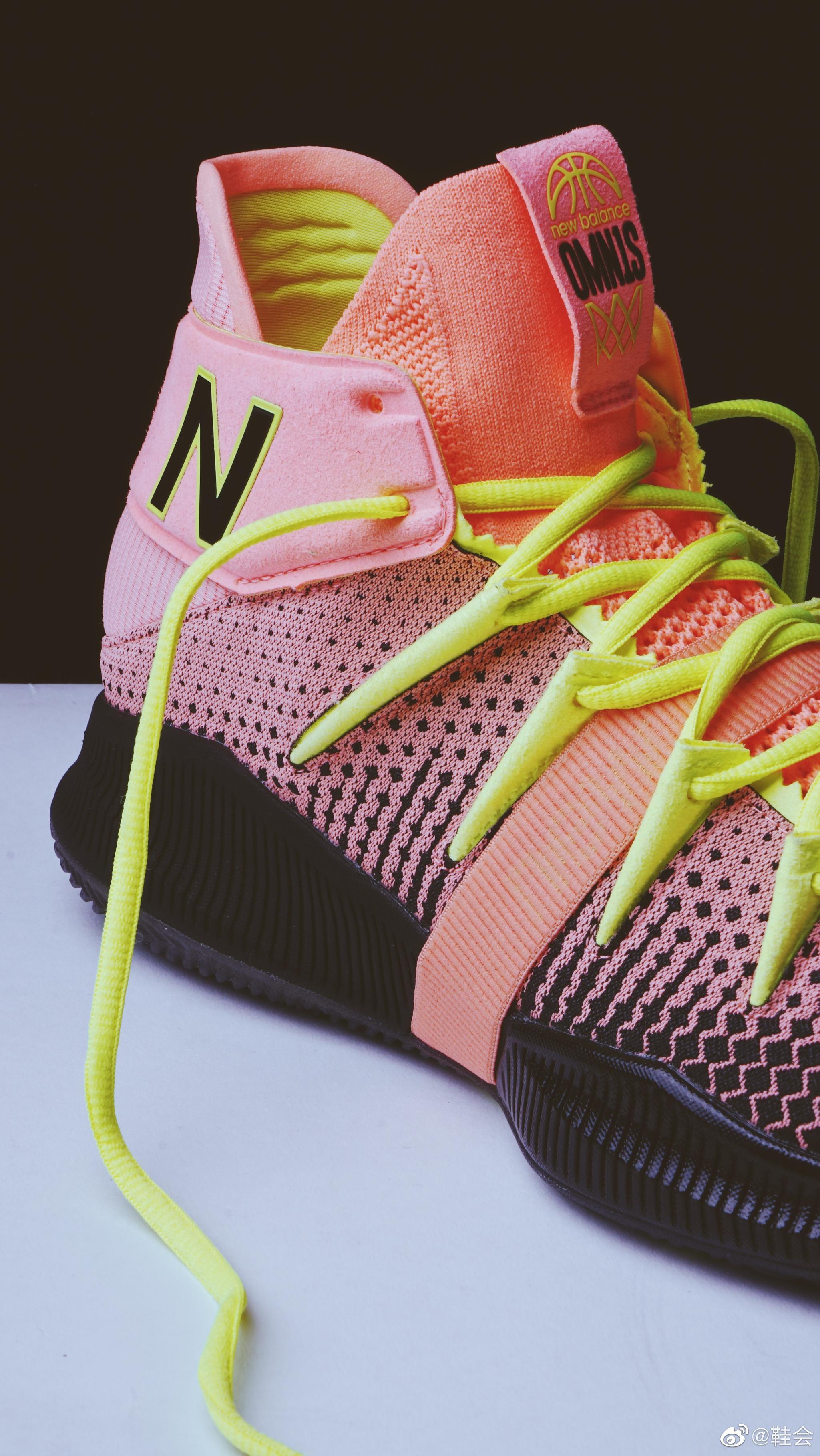 new balance omn1s first light