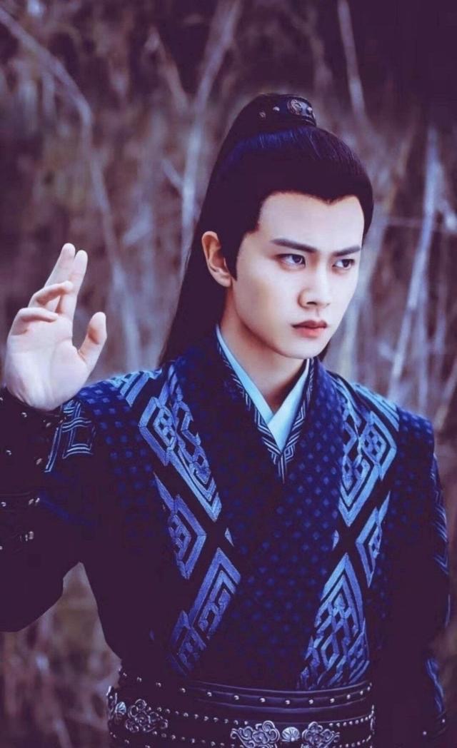 身高不够演技来凑，这4位人帅演技好却输在个子上，身高成短板休闲区蓝鸢梦想 - Www.slyday.coM