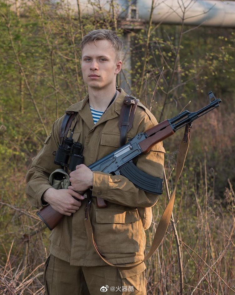 cos苏军的精神小伙_高清图集_新浪网
