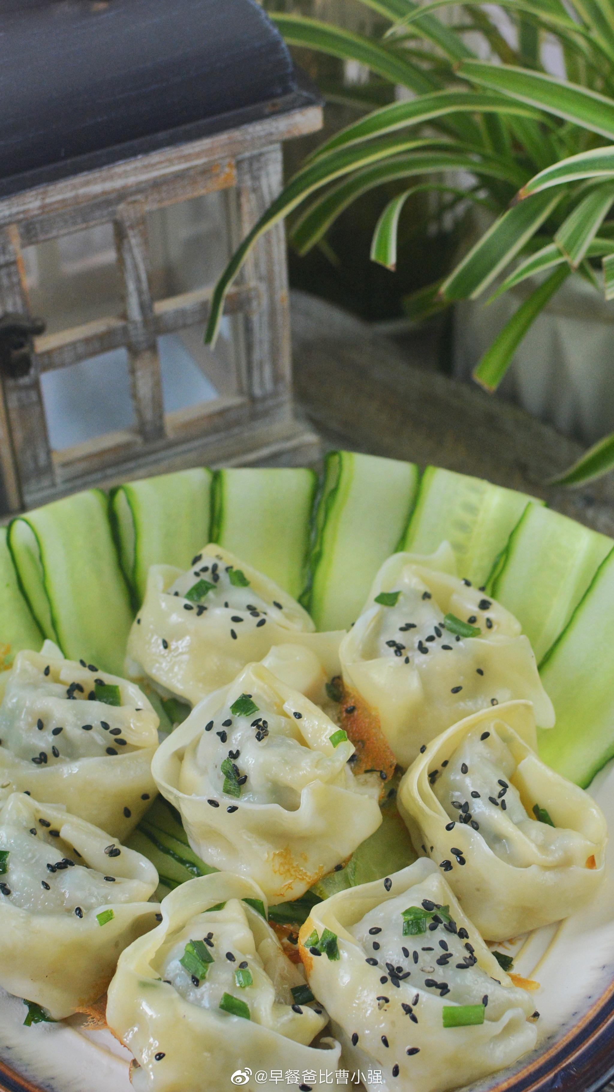 今天早餐 气温已超30度 生煎大馄饨 牛奶 大家早安 周日愉快_高清图集