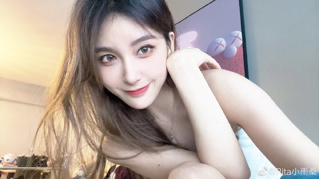 rita夏日美照尽显好身材rng冠军阵容解体uzi离队朱开愤