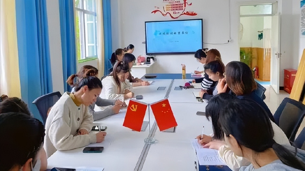 如何创设幼儿园游戏环境 幼儿园环境主要创设条件有哪些