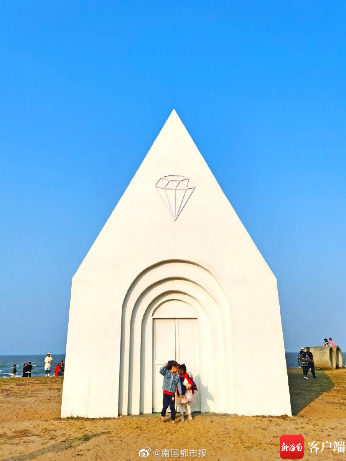 石公山畔太湖闲