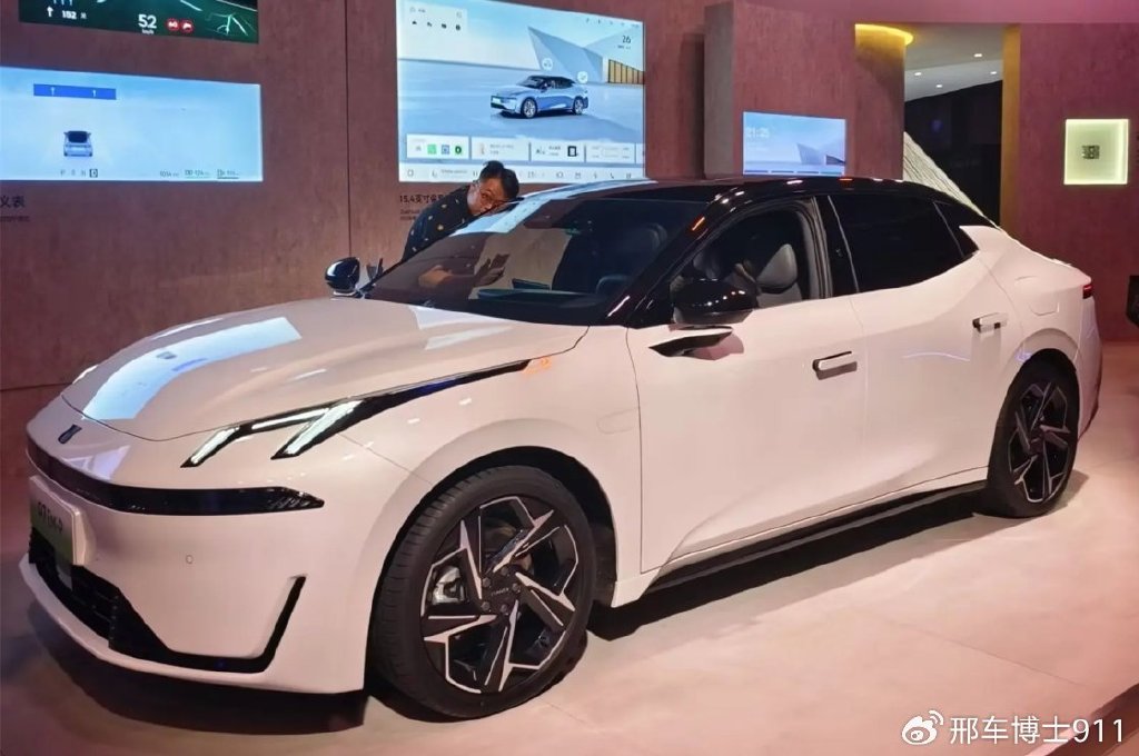 20万内插混轿车新选择:领克07 em-p上市