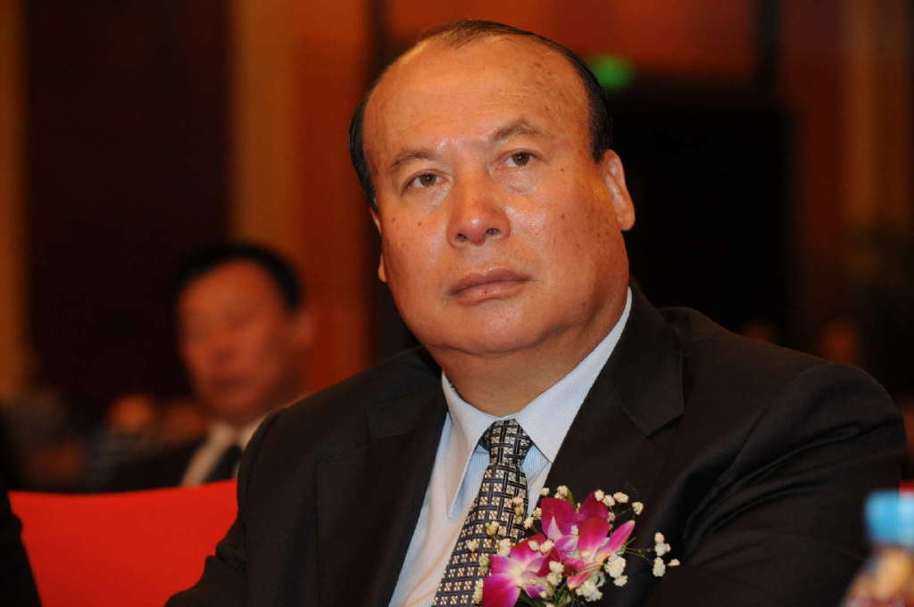 卢志强豪赌踏空遭自己人连环追债90亿泛海控股三年巨亏240亿