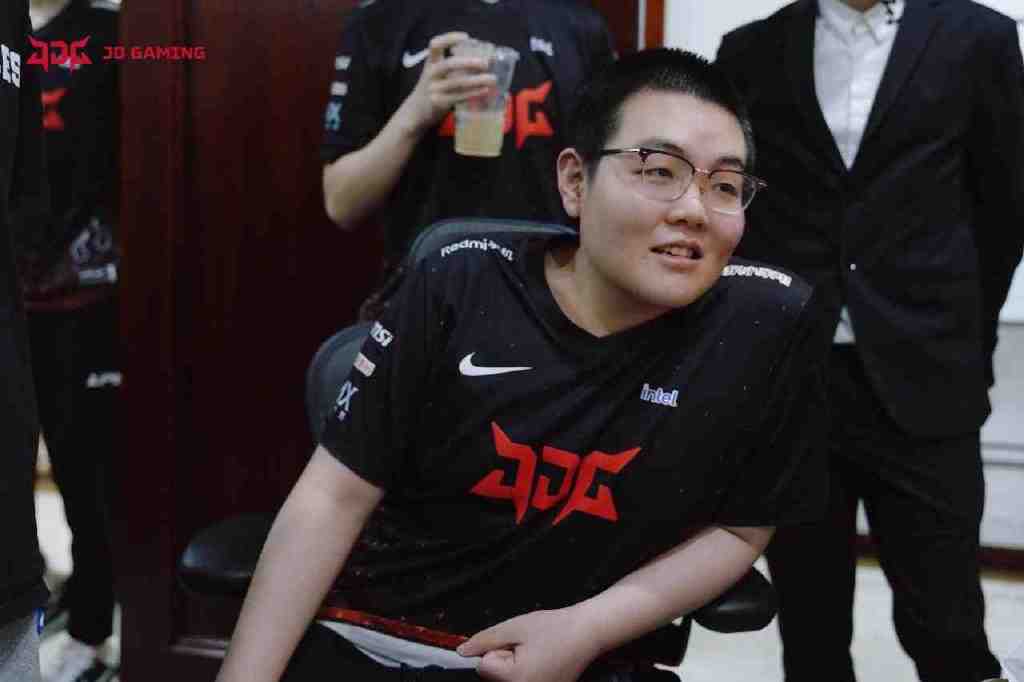 外媒发布S12世界赛上单选手排名:Doran没上榜,369不是第一名?休闲区蓝鸢梦想 - Www.slyday.coM 外媒发布S12世界赛上单选手排名:Doran没上榜,369不是第一名?休闲区蓝鸢梦想 - Www.slyday.coM