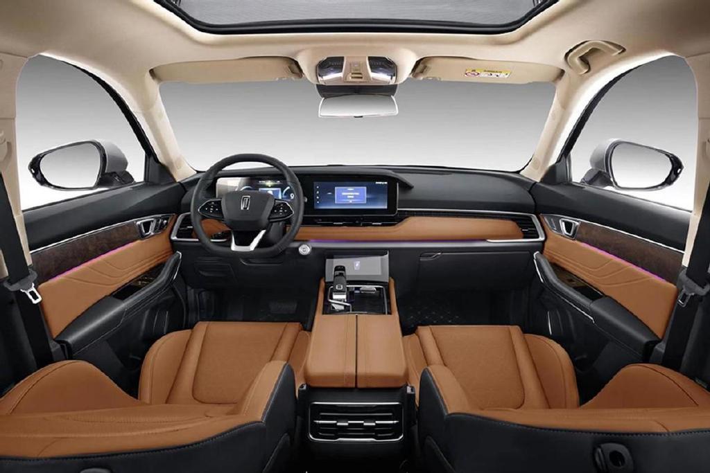 奔腾T99和阿维塔11深度对比：这两台车谁更值得买？