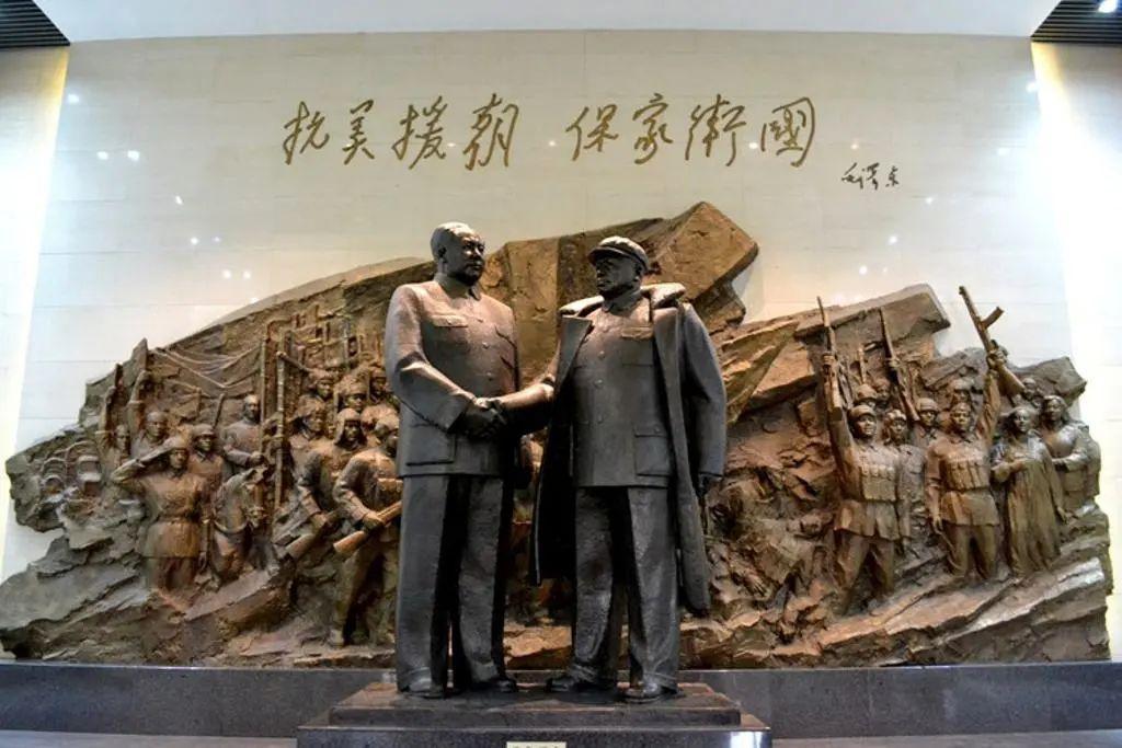 一个夏天都没出门？不如做一回“第一个看秋色的人”，可好？休闲区蓝鸢梦想 - Www.slyday.coM