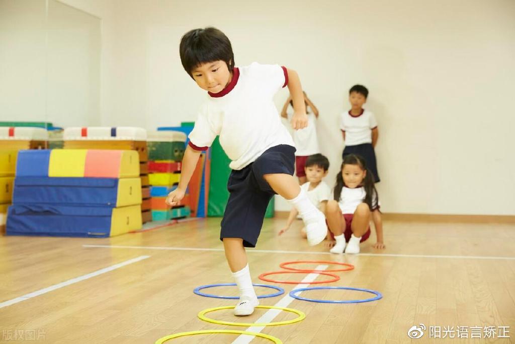 3岁儿童适合玩的感统小游戏 小朋友注意力培养怎么玩