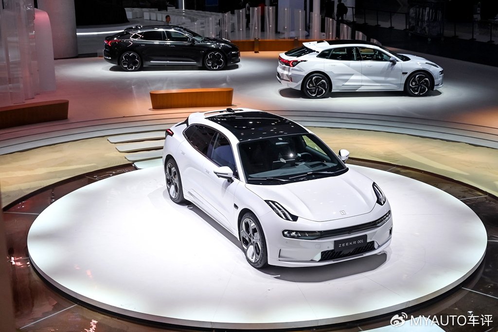 哪吒S猎装版趁势挺进 最佳平替极氪001?