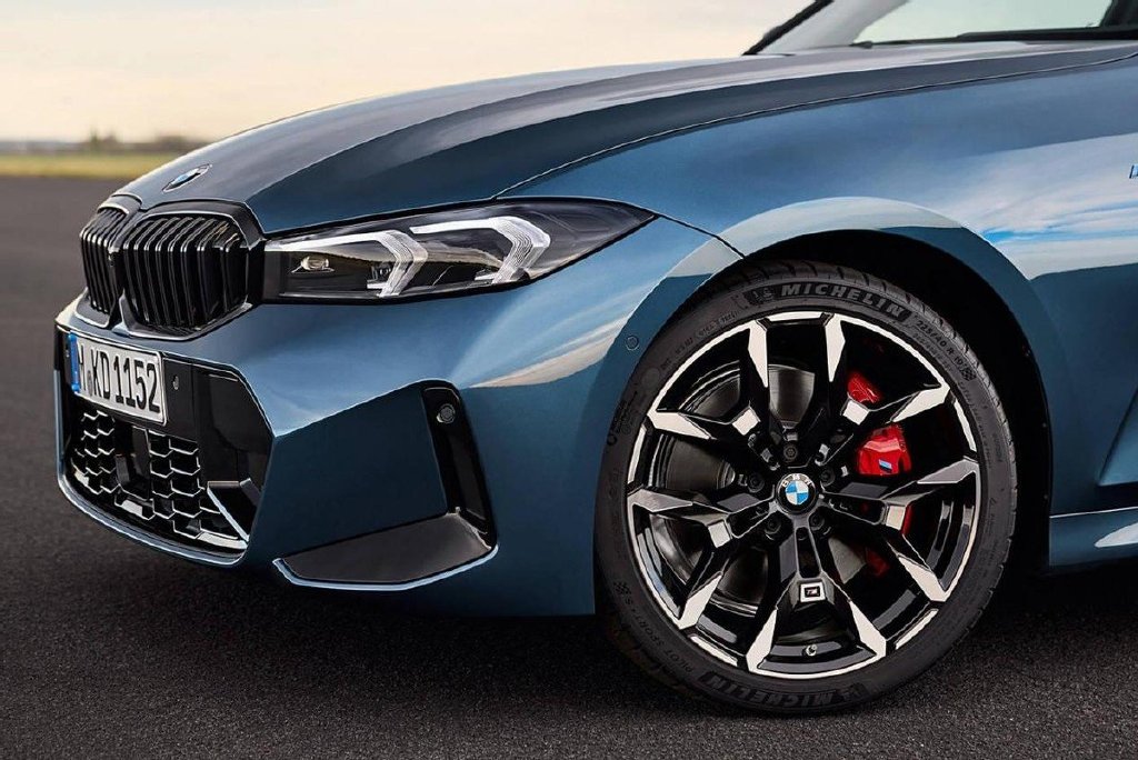 外观小改内饰升级!新款宝马3系官图发布 将于7月全球上市-新浪汽车