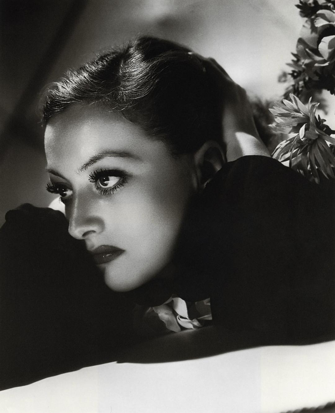 银幕上下,万千宠爱集一身琼·克劳馥祭辰43周年_高清图集_新浪网