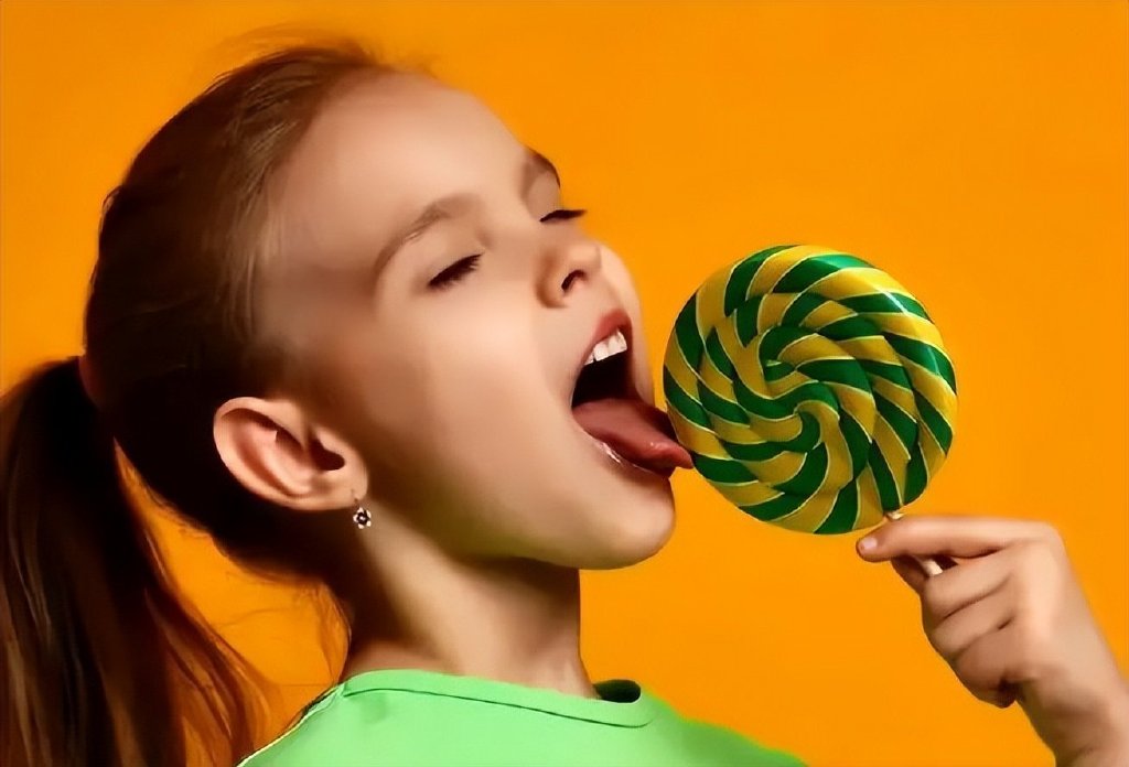 孩子爱吃糖是天性