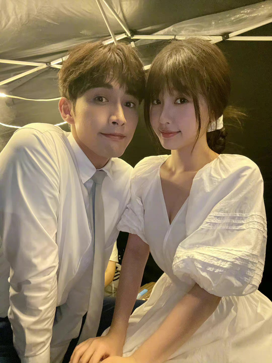 同城夜约会完全指南：解锁城市夜晚的浪漫密码