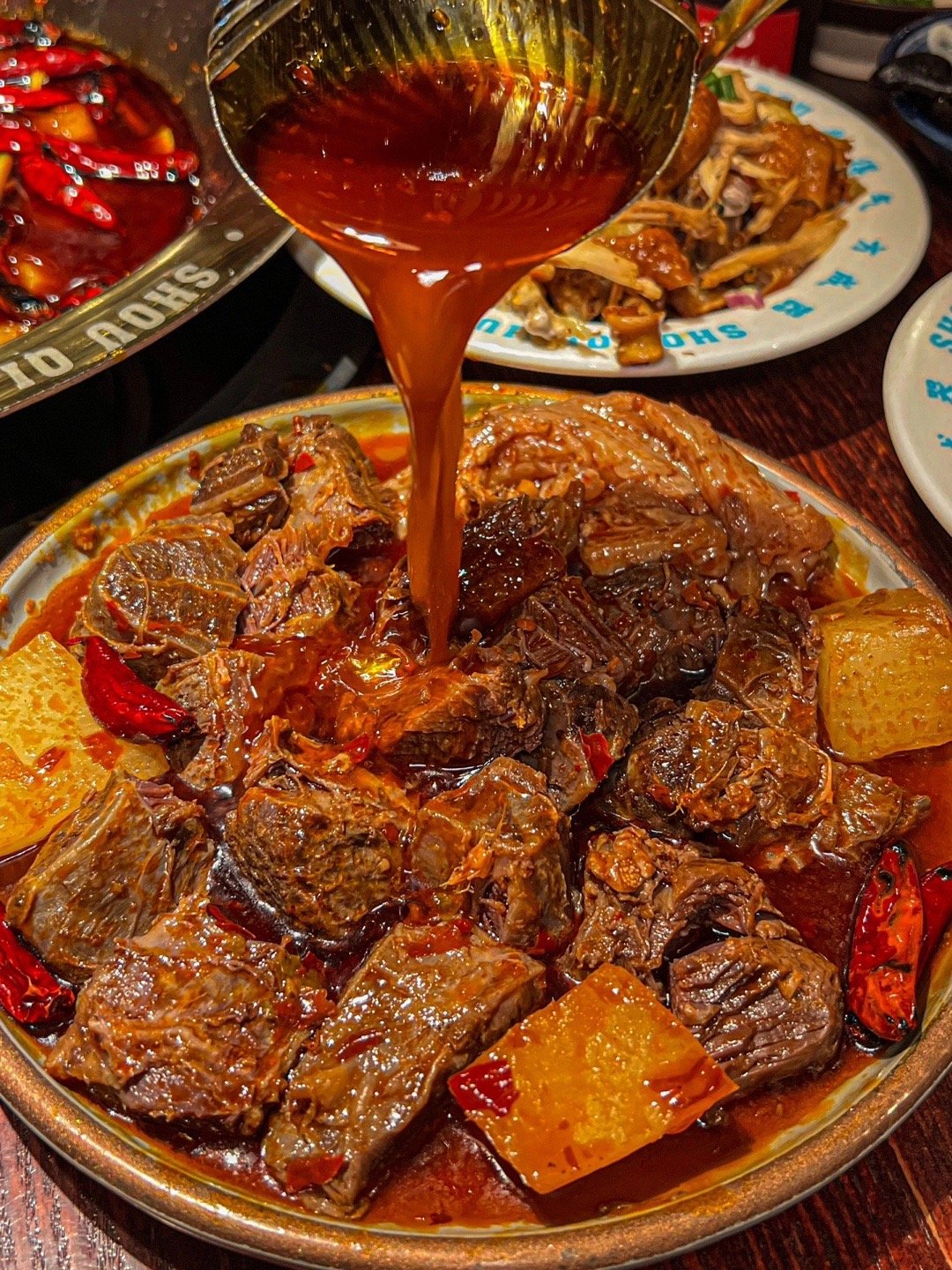 重庆必吃 | 耙牛肉火锅_高清图集_新浪网