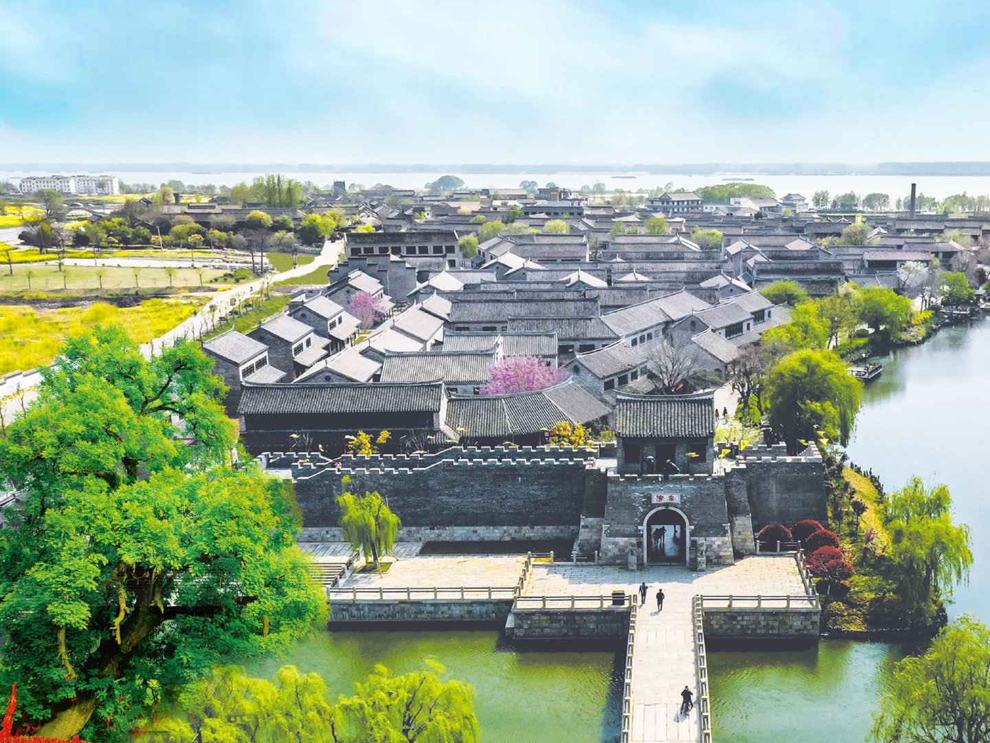 今天是 ,徐州作为两汉文化的发源地和历史文化名城……__财经头条