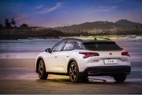 B级旗舰里的性价比之选 凡尔赛C5 X上市，售14.37休闲区蓝鸢梦想 - Www.slyday.coM