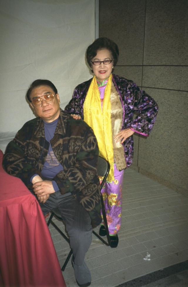 李香琴女儿送别谭炳文公开母亲近况有认知障碍不知老友已离世