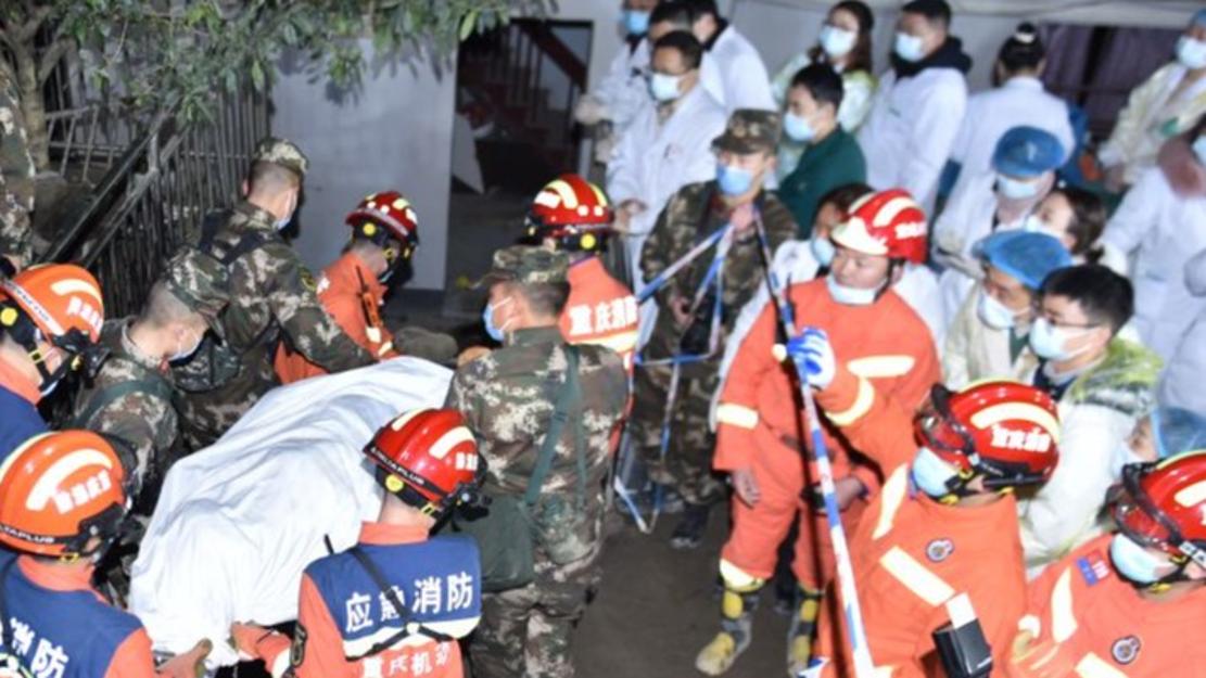 重庆武隆一食堂发生爆炸 武警官兵紧急驰援休闲区蓝鸢梦想 - Www.slyday.coM 重庆武隆一食堂发生爆炸 武警官兵紧急驰援休闲区蓝鸢梦想 - Www.slyday.coM