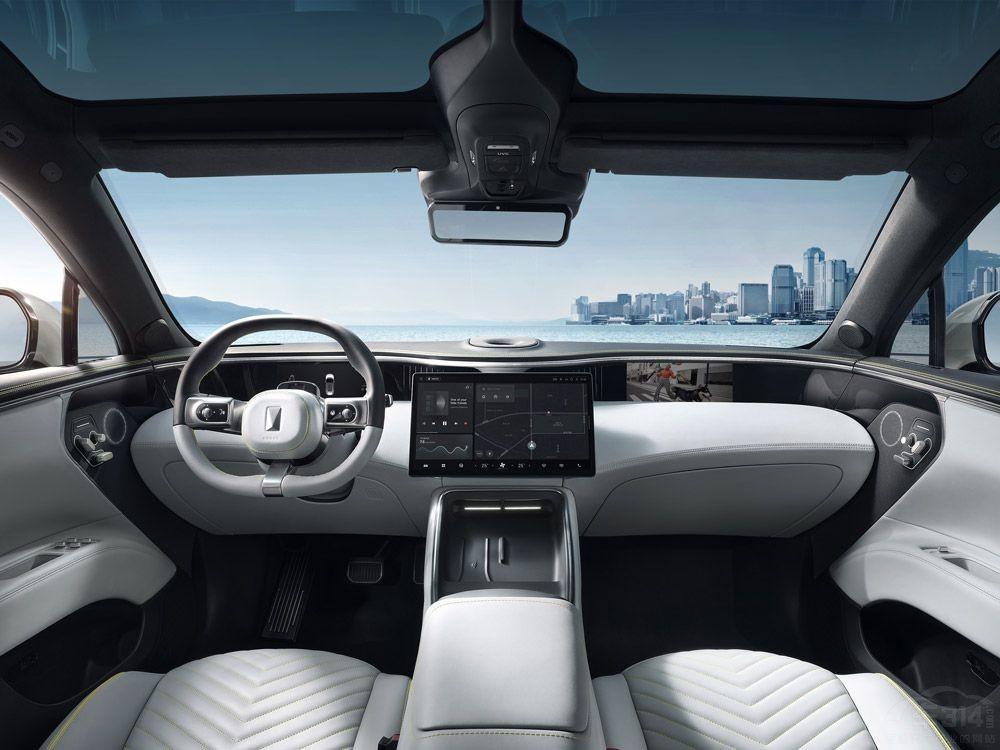 奔腾T99和阿维塔11深度对比：这两台车谁更值得买？