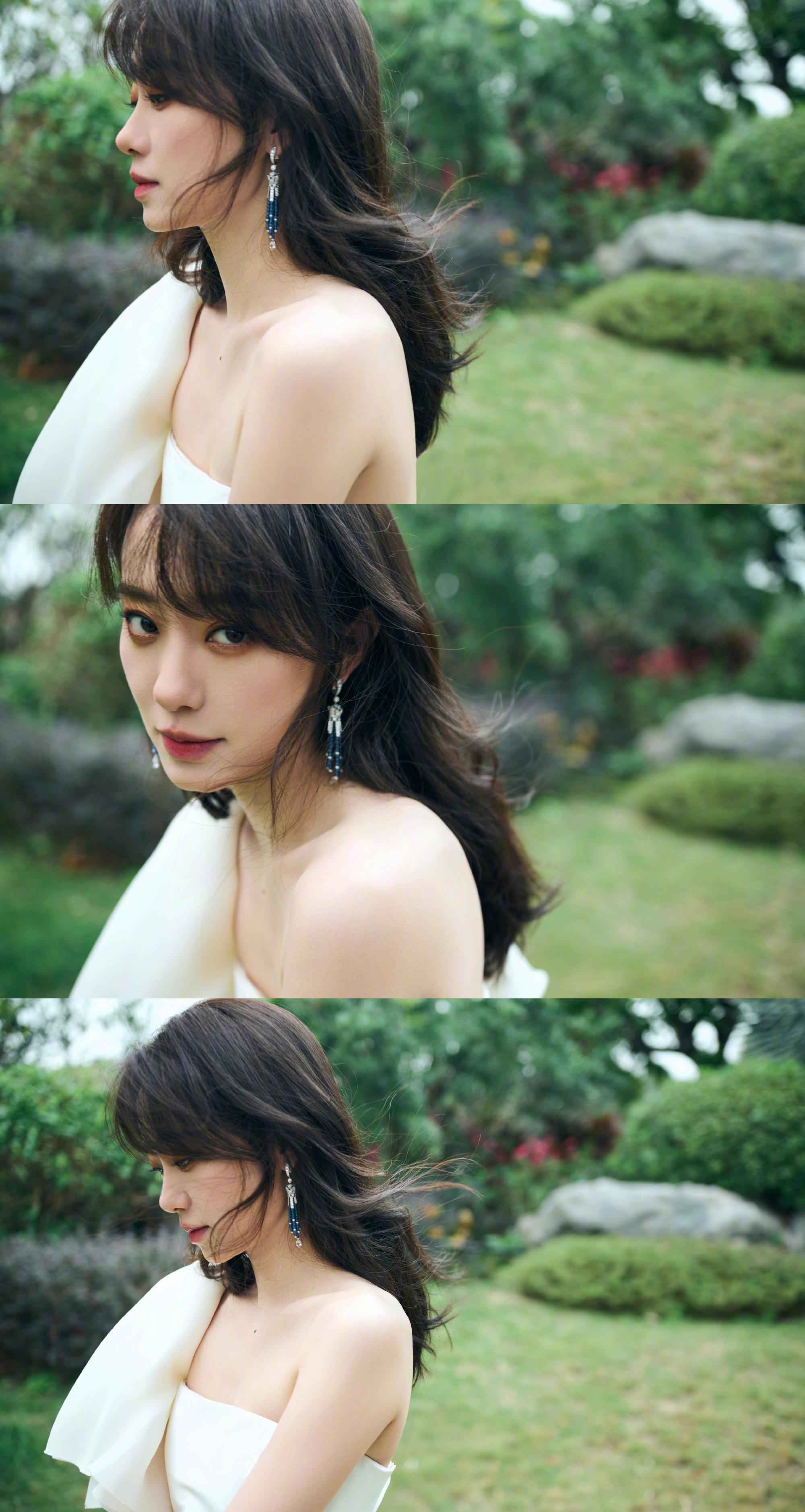 张小斐身着白色礼服裙02简约又优雅