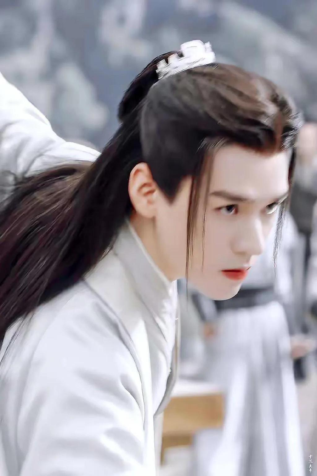 一,龚俊《山河令》