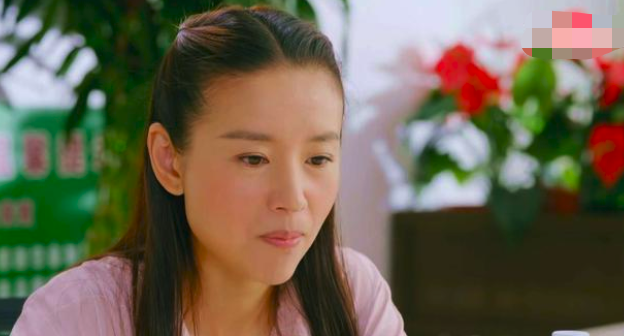 父母爱情董洁扮嫩演20岁少女法令纹明显被嘲像大妈