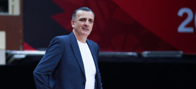 山东男篮为大局需做帅位调整|巩晓彬|山东男篮|罗萨_新浪新闻