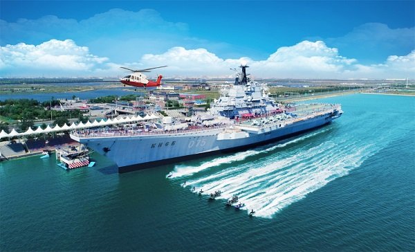 天津泰达航母全国军事旅游金色名片