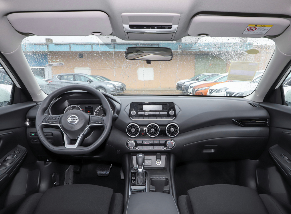 后浪们的代步工具 起亚K3对比日产轩逸 谁更适合年轻人？