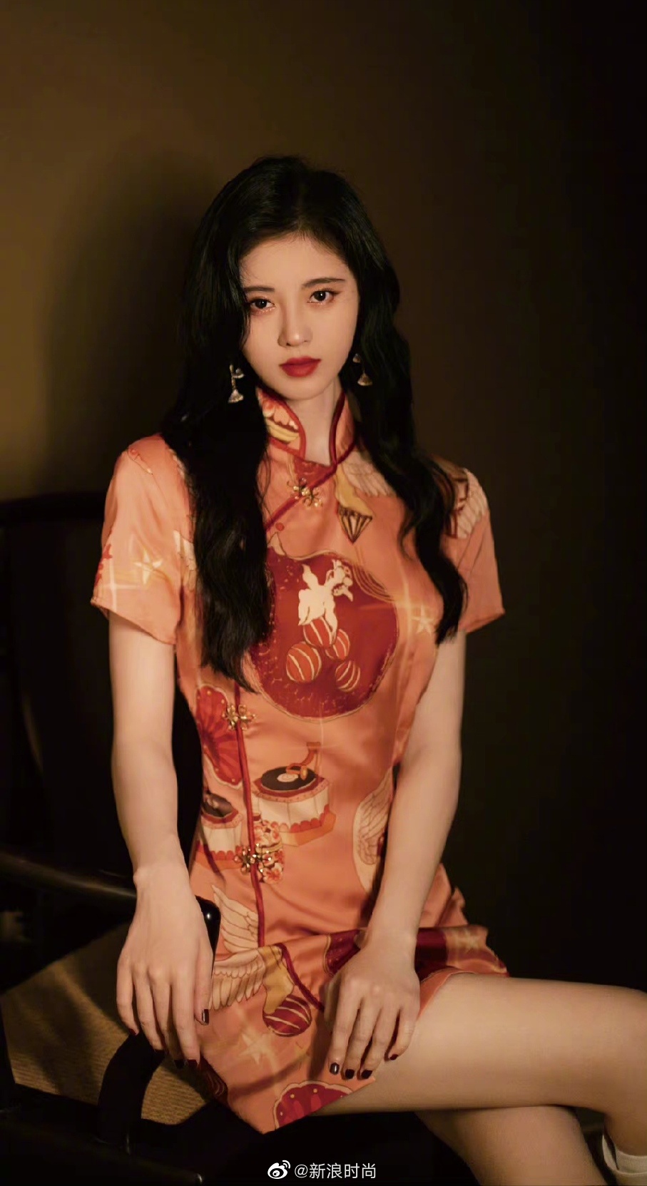 女明星旗袍造型盘点__财经头条