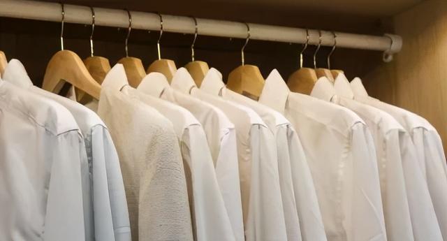 顶级程序员扎克伯格的衣柜 基金公司程序员的衣柜