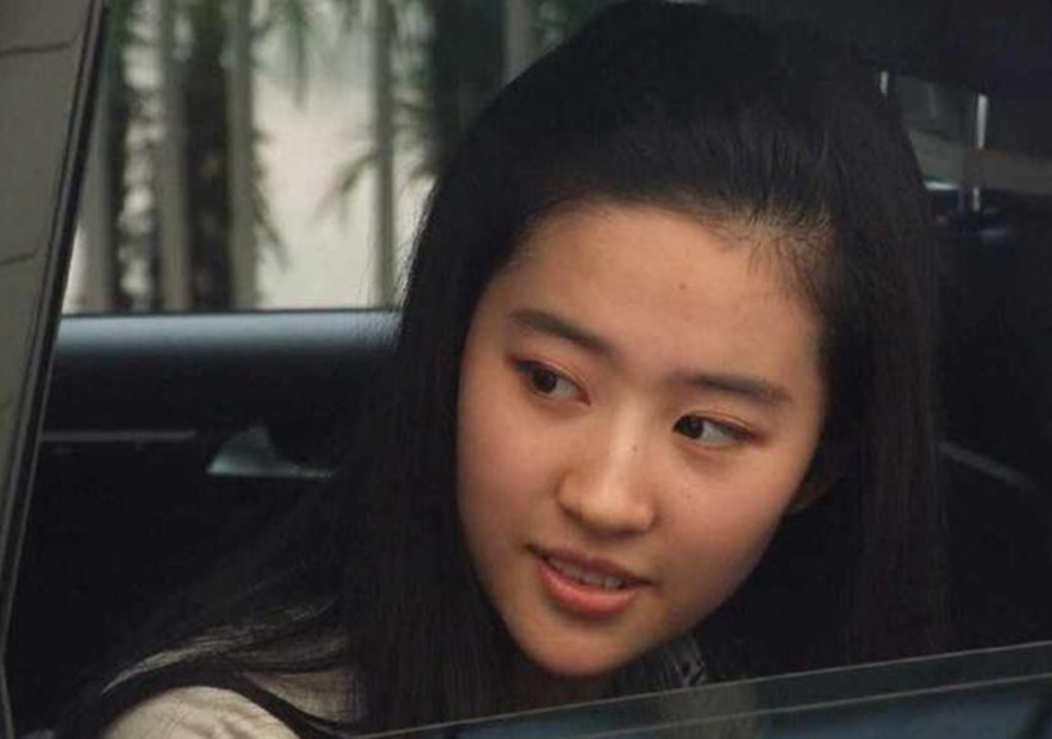 明星们的卸妆照,范冰冰,刘亦菲可爱清纯|青簪锁三千花笺行