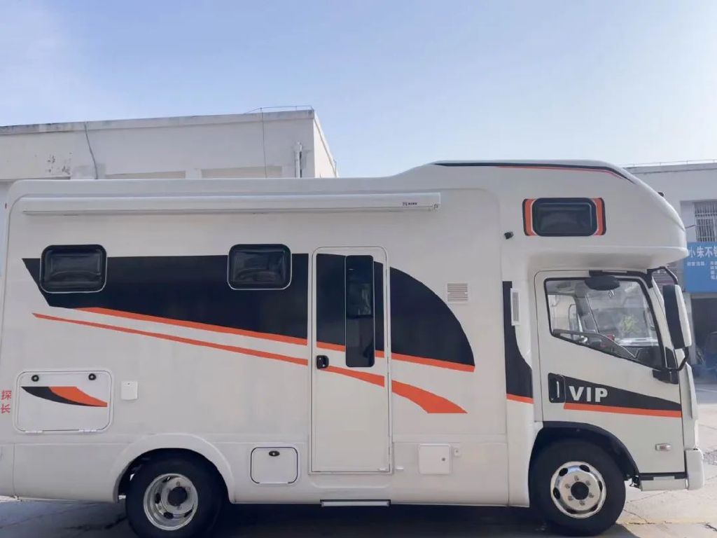 美沃h300上汽跃进c型6座布局清新典雅内饰大空间选装丰富