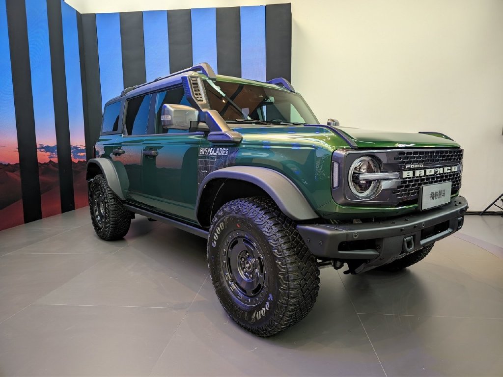 国产福特烈马2024年心动的第一台车竟然是个油车